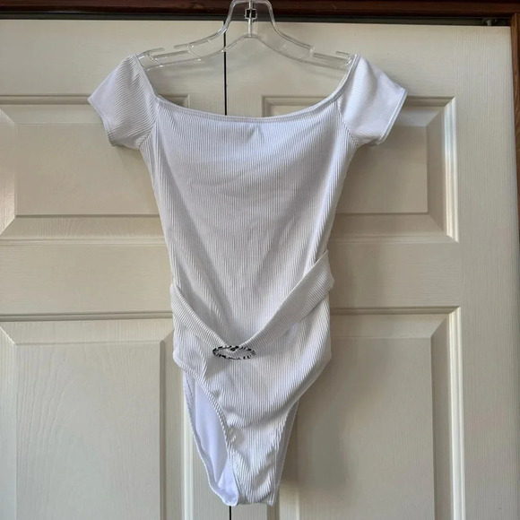 Roxy Mind of Freedom Off Shoulder One Piece Ribbed Belted Swim suit women’s XS - Picture 5 of 14